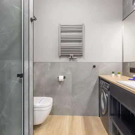 Direkt An Der Promenade In Swinemuende By Interhome Appartement