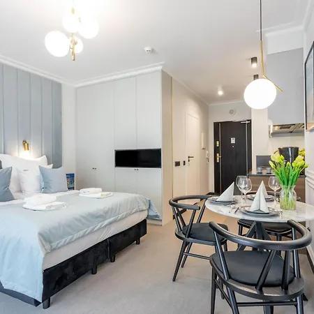 Direkt An Der Promenade In Swinemuende By Interhome Appartement Chorzemin