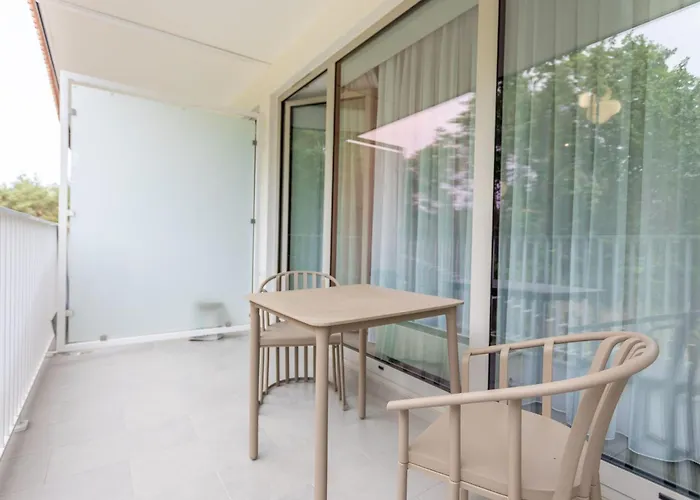 Direkt An Der Promenade In Swinemuende By Interhome